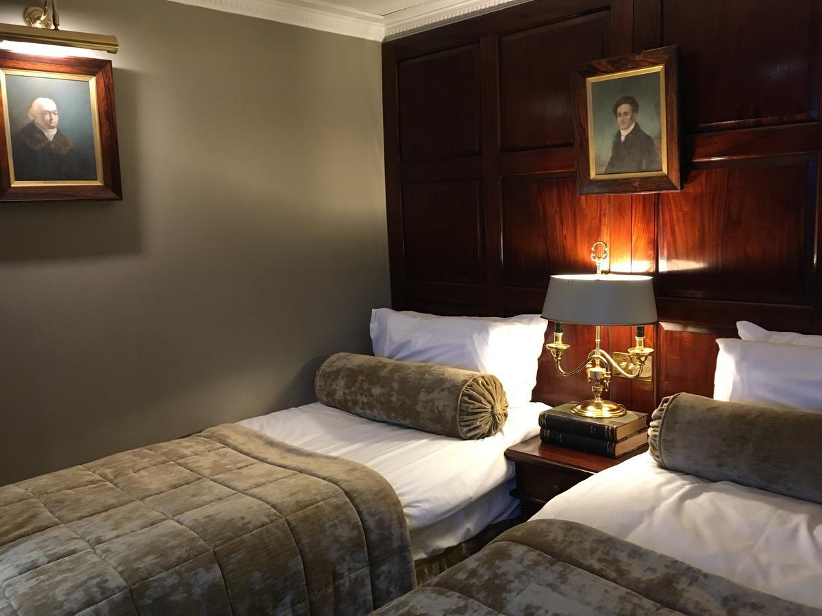Deluxe Kamer met Queensize Bed