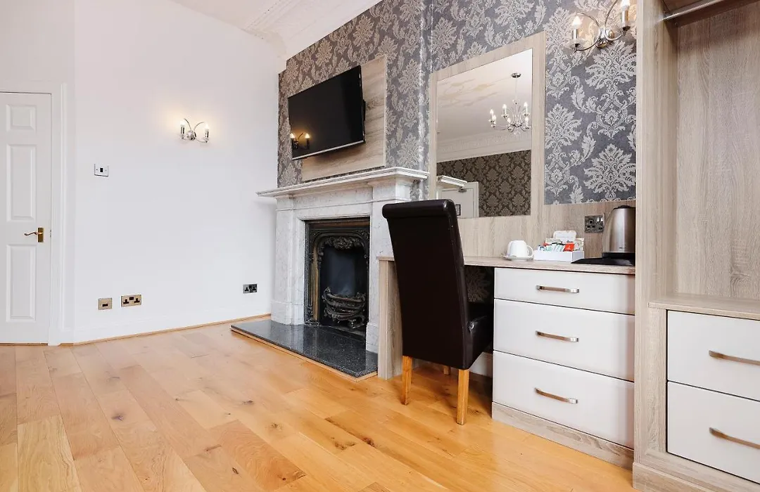 Castle Street Hotel-1