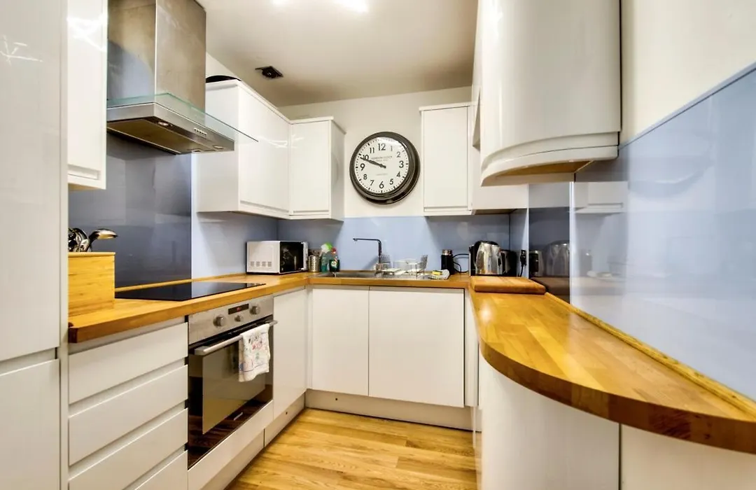 Rose Street - Watchmakers Apartment-1