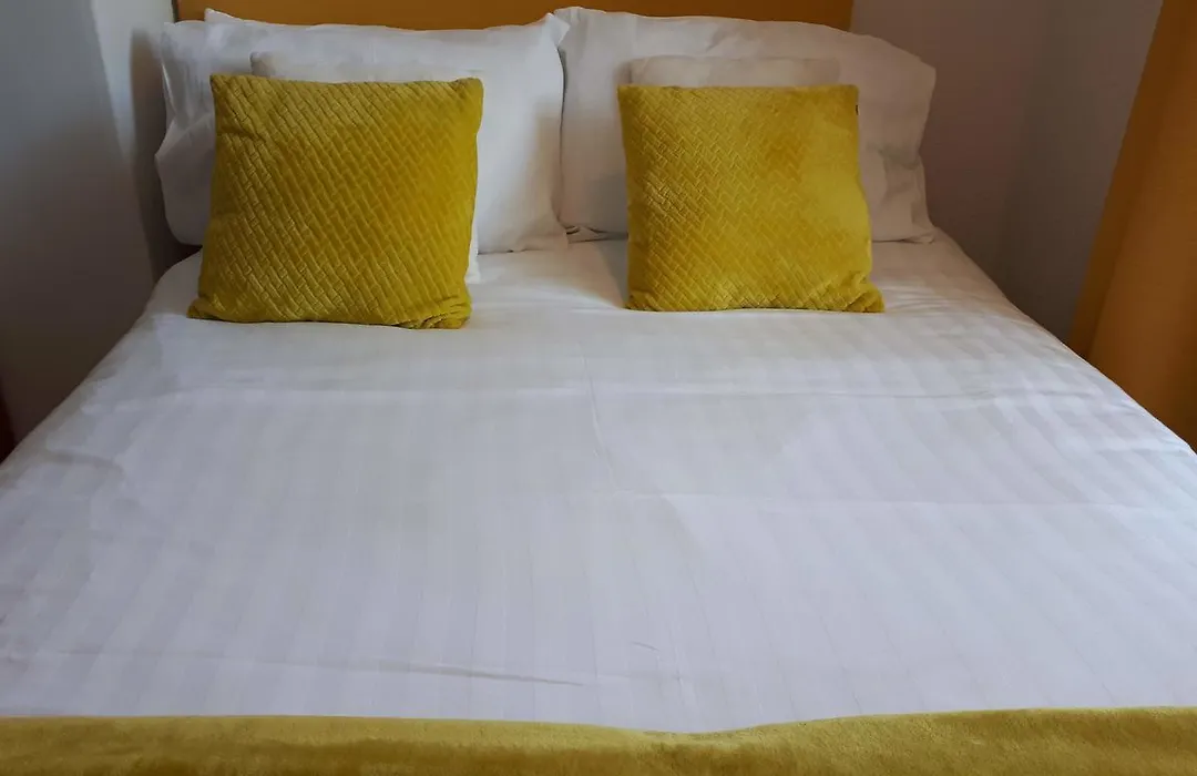 Canadale Guest House-1