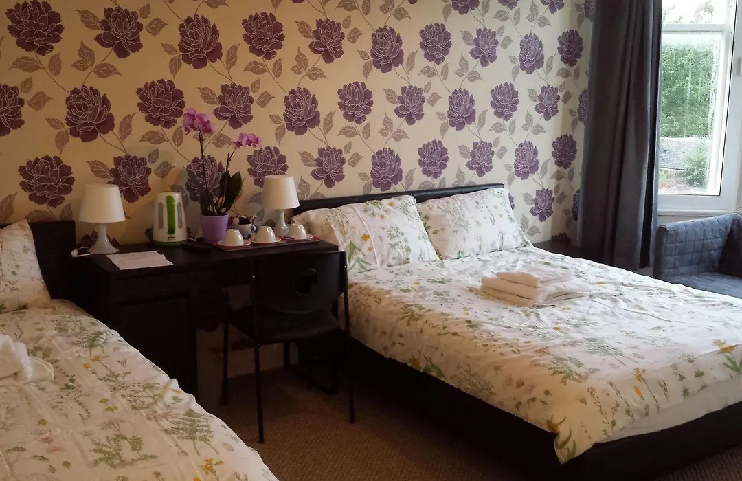 Edinburgh Holiday Guest House-1