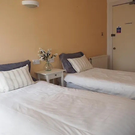 City Guest House-3