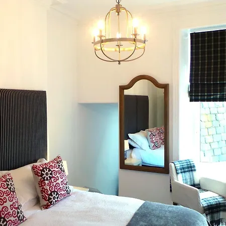 Antler Guest House-3