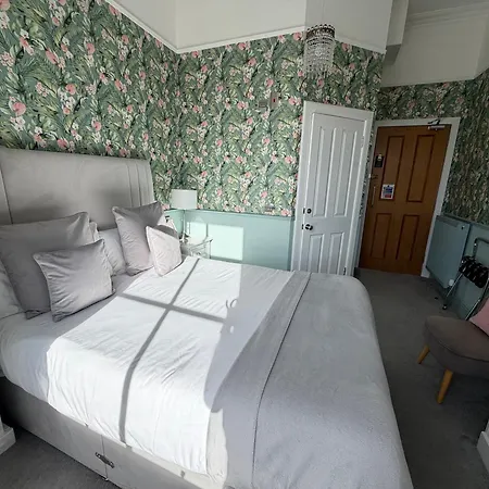 Grangeview Guest House-2