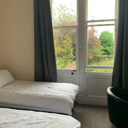 Mayfair Guest House-2